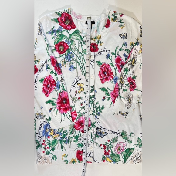 Talbots Petites Cardigan Sweater White Floral Button Down Medium Modern Preppy - Picture 10 of 12